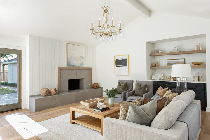 Crystorama Crystorama Cedar 8 Light Vibrant Gold Chandelier