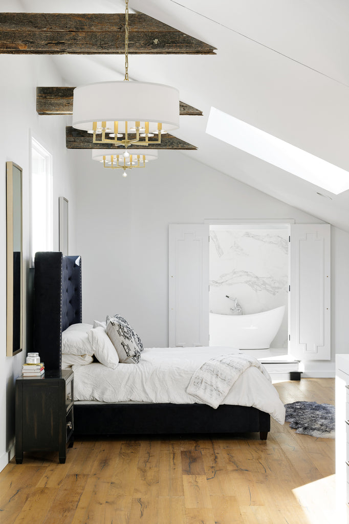 Crystorama Crystorama Paxton 6 Light Aged Brass Chandelier