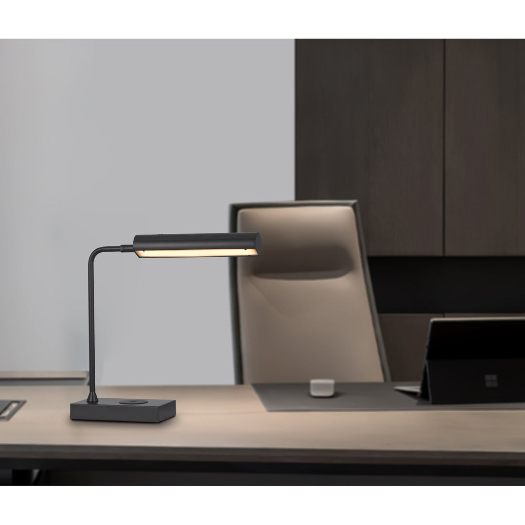 DELRAY 12W INTERGRATED LED METAL DESK LAMP WITH WIRELESS CHARGING PORT Cal Lighting