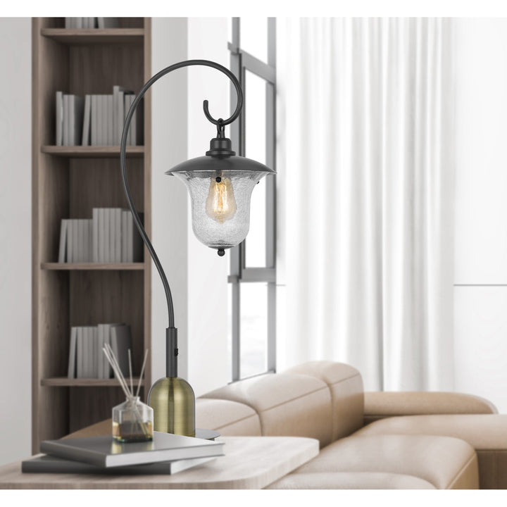 60W WALCOTT DOWNBRIDGE LANTERN METAL TABLE LAMP WITH BUBBLED GLASS SHADE Cal Lighting